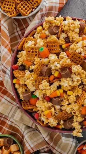 Make yummy sweet and savory popcorn for halloween date night