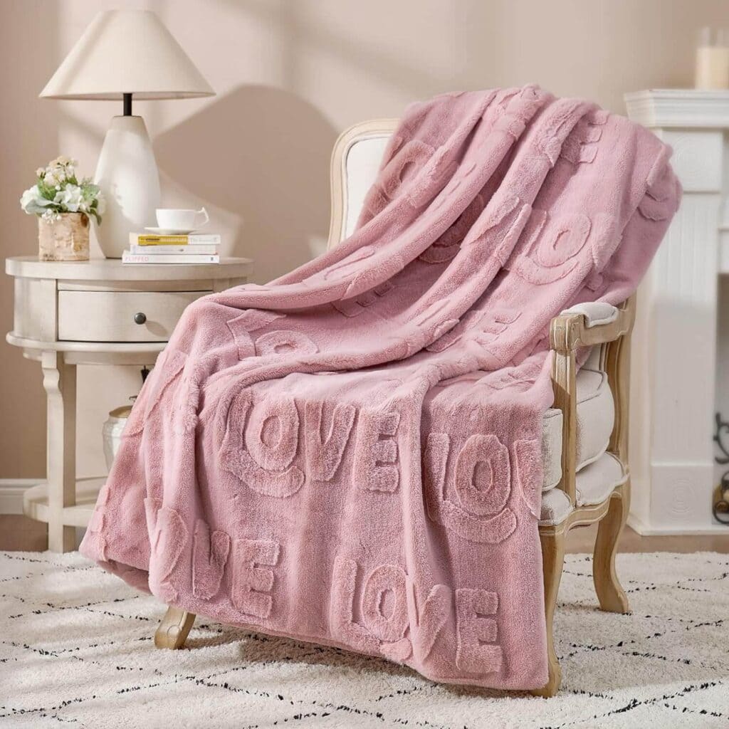 Cute blanket for teen girl amazon