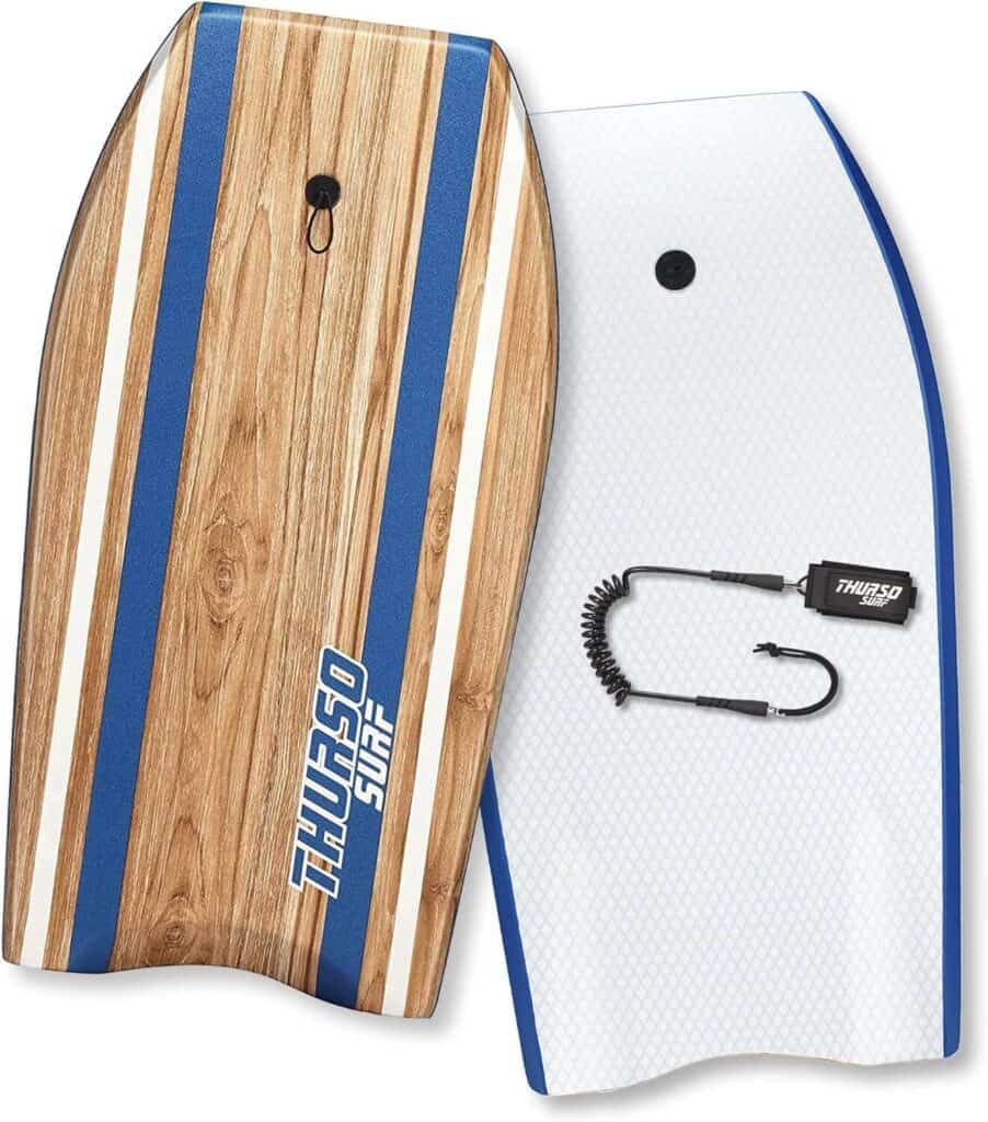 Designed for all wave conditions, Quill beach board is the ideal bodyboard for kids and adults, beginners and intermediate alike. The 42-inch body board for the beach is the right size for surfers up to 210 lbs.