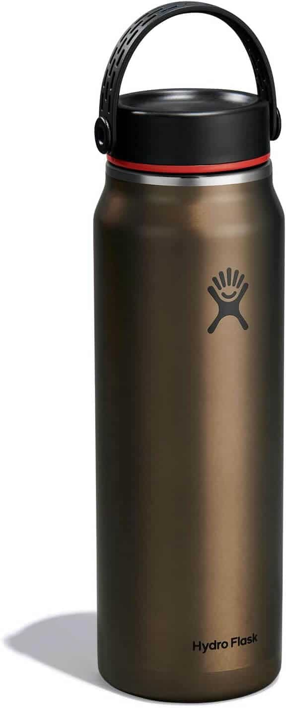 Lightweight and high quality eco-friendly water bottle that's stainless steel and vacuum insulated