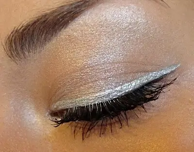 Subtle silver eyeliner