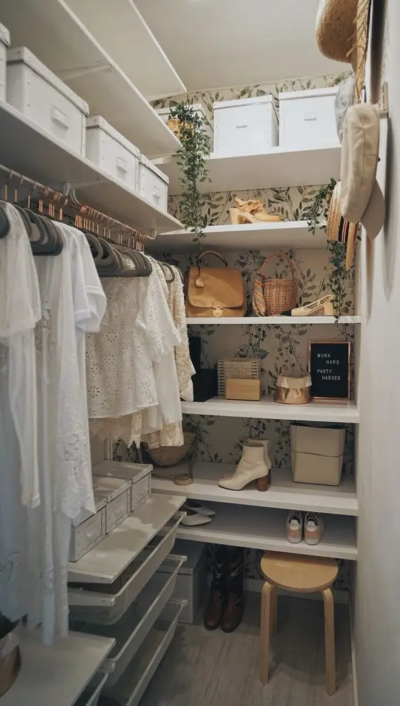 How to make your closet look cute