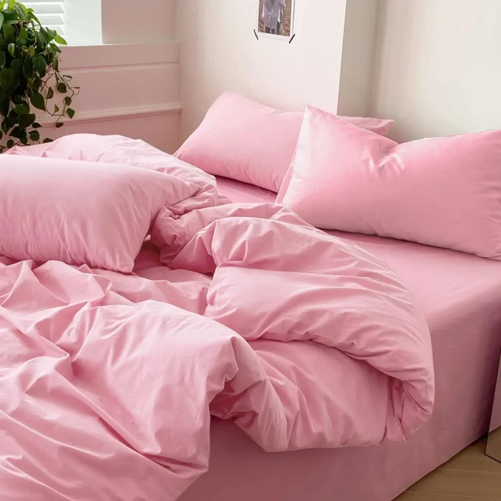 Aesthetic pink duvet set for dorm room