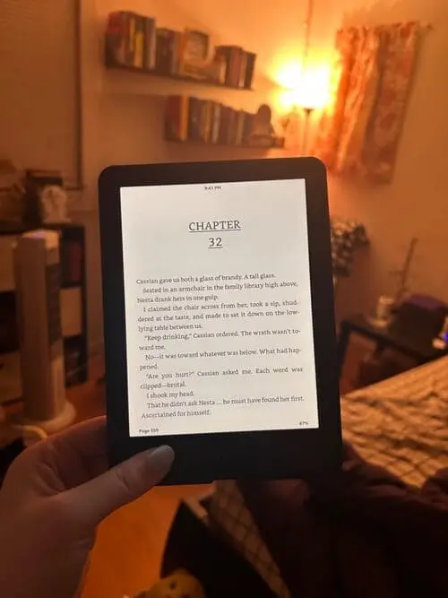 Amazon Kindle e-reader is amazing for studying if you have digital textbooks