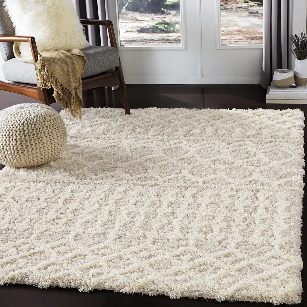 Neutral shag rug for dorm room