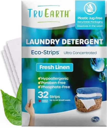 Tru Earth dry laundry detergent strips is perfect for living in a dorm because you don't have to store bulky detergent bottles AND they're eco-friendly