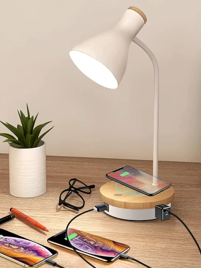 Cute aesthetic desk lamp for dorm room