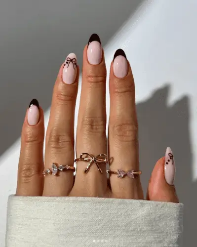 Chic coquette nails for fall 2024, featuring soft neutral tones, delicate details, and subtle feminine accents for an elegant autumn manicure.