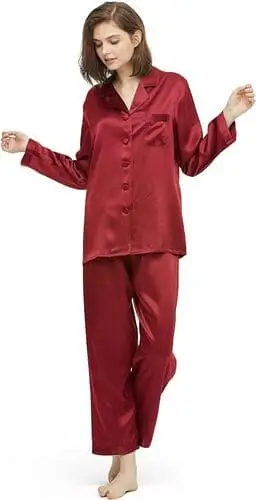 Elegant silk pajamas for a luxurious Christmas gift idea, high-end loungewear in soft Mulberry silk