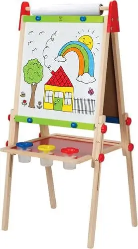 Dual-sided kids’ art easel with a chalkboard and whiteboard, complete with a tray for supplies. A great Christmas gift to inspire creativity and artistic development in 4-year-olds.