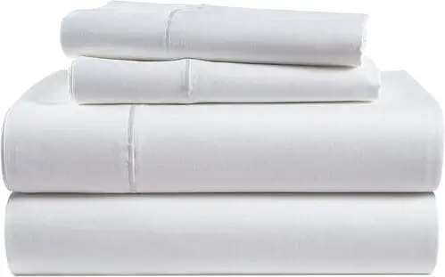 Soft cotton breathable sheets for cute apartment decor ideas, combining comfort and style for a cozy bedroom.